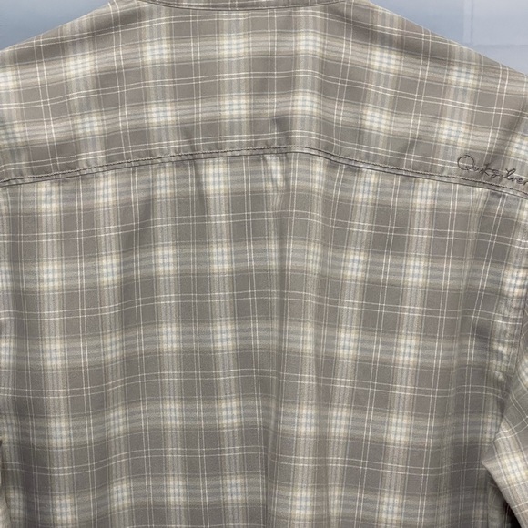 QUIKSILVER BUTTON DOWN SHIRT - Picture 4 of 6